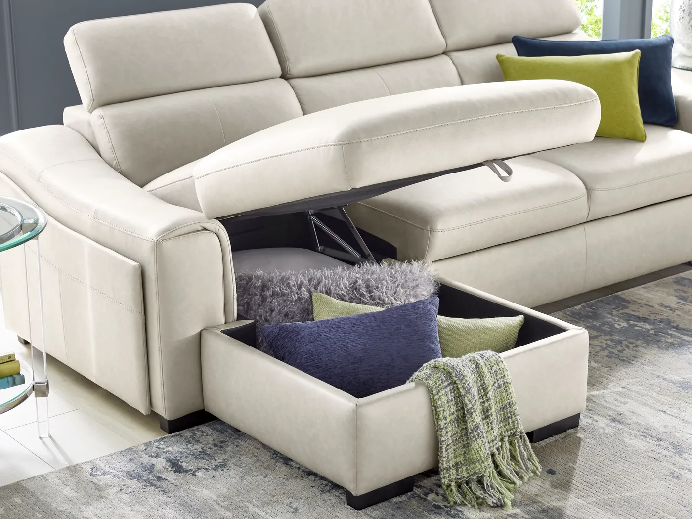 Linbrook Gray 2 Pc Sleeper Sectional - Thumbnail - Image 4