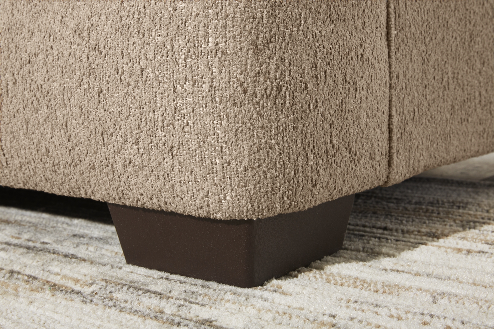 Lincoln Park Latte Chair - Thumbnail - Image 3