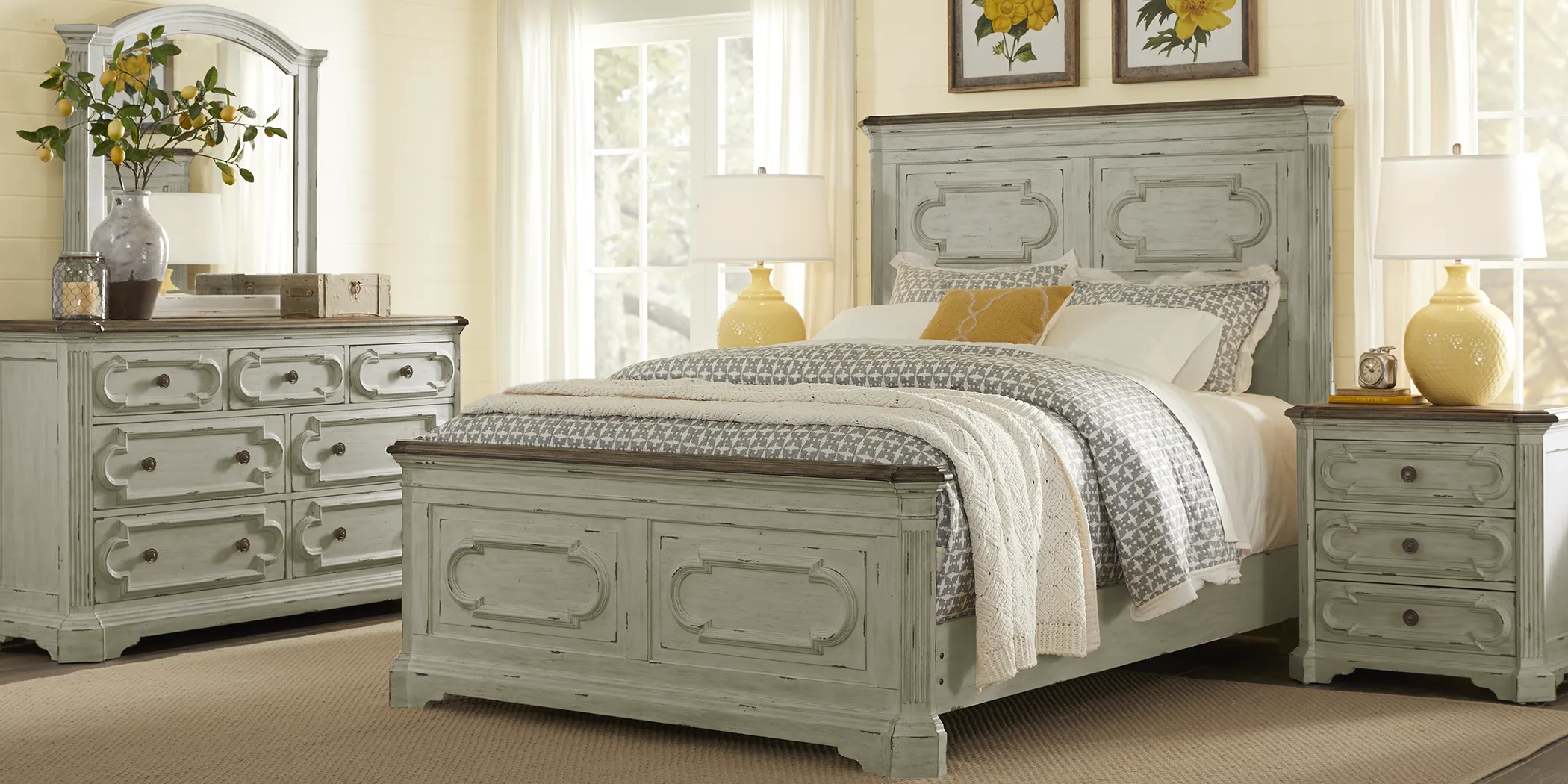 Lindenwood Gray 3 Pc Queen Panel Bed - Thumbnail - Image 2