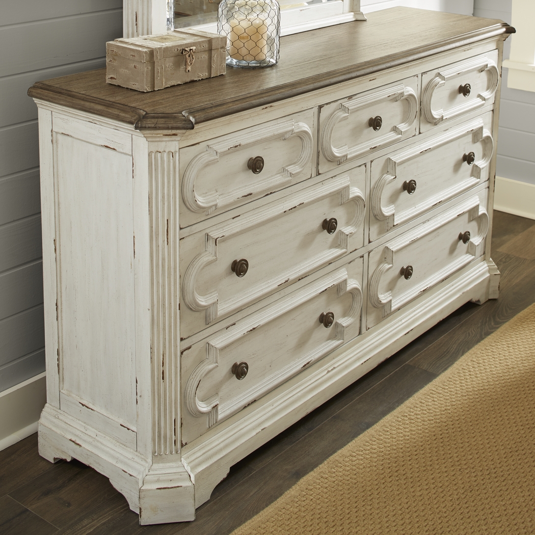 Lindenwood White 8 Pc Queen Panel Bedroom - Thumbnail - Image 7