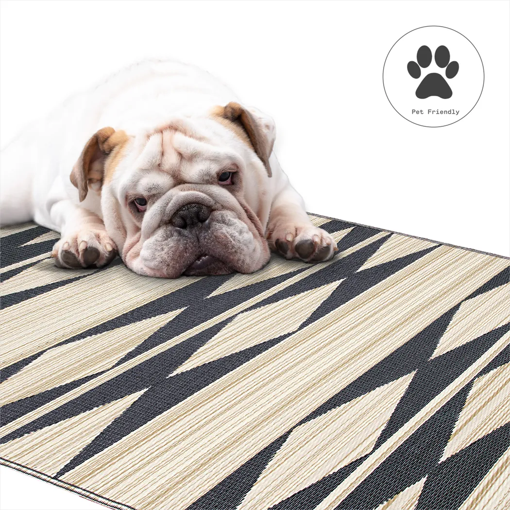 Lineve Natural/Black 8' x 10' Indoor/Outdoor Rug - Thumbnail - Image 3