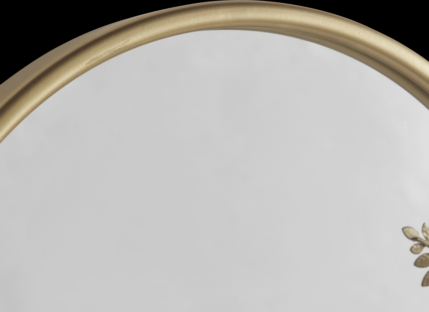 Liondew Gold Wall Mirror - Thumbnail - Image 5