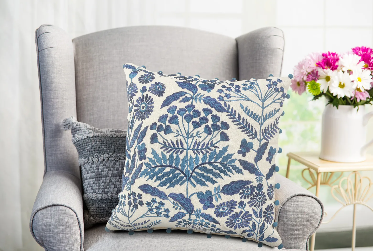 Lisan Blue Accent Pillow - Thumbnail - Image 2