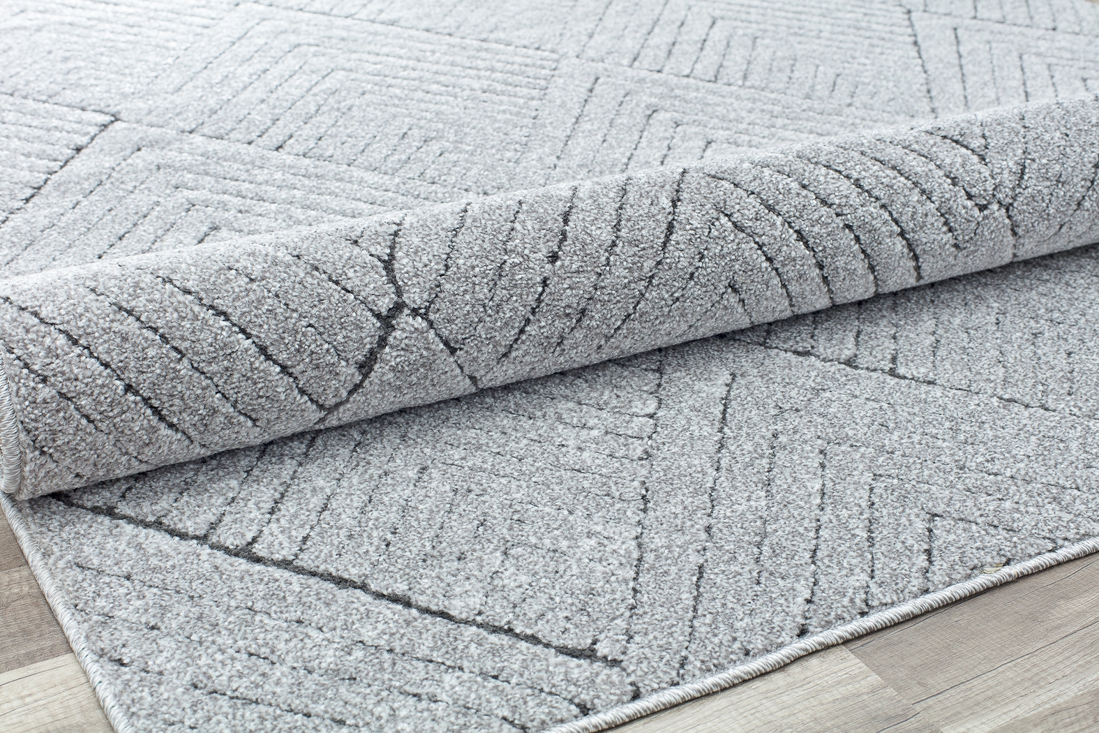 Lisette Gray 5' x 7'6 Rug - Thumbnail - Image 2