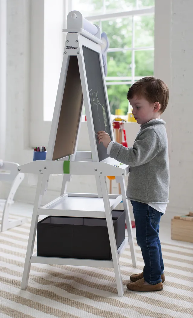 Little Partners Espresso Deluxe Learn and Play Art Center Easel - Thumbnail - Image 6