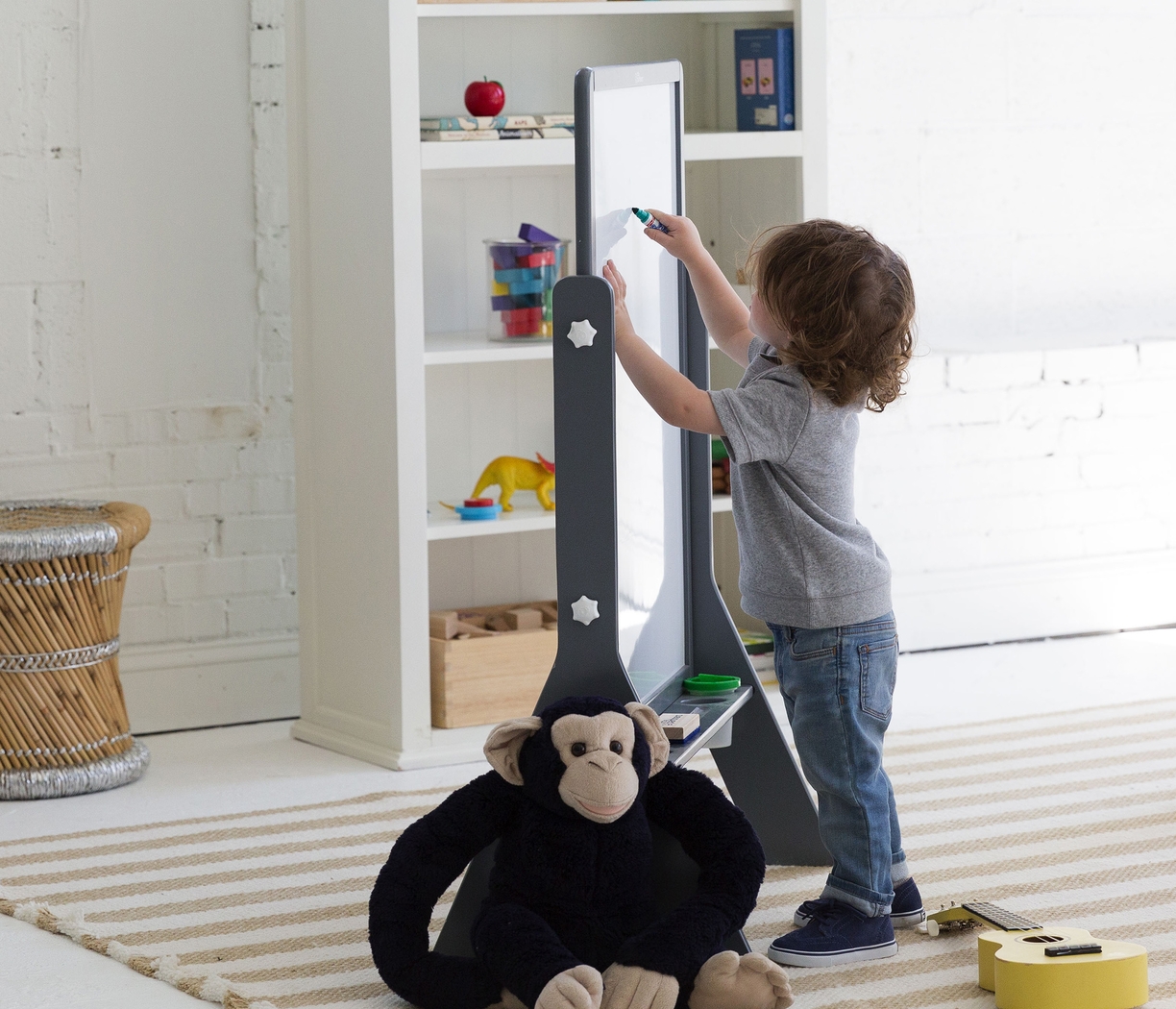 Little Partners Gray Contempo Two-Sided Art Easel - Thumbnail - Image 6