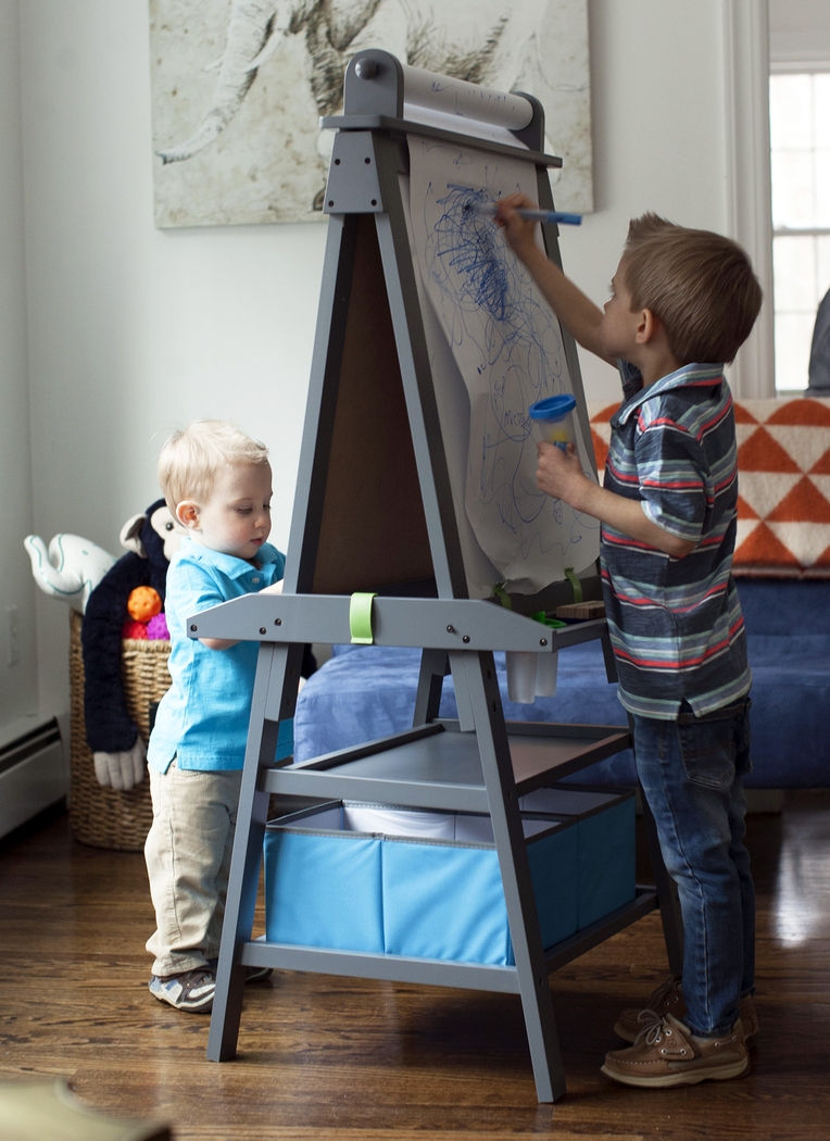 Little Partners Gray Deluxe Learn and Play Art Center Easel - Thumbnail - Image 2