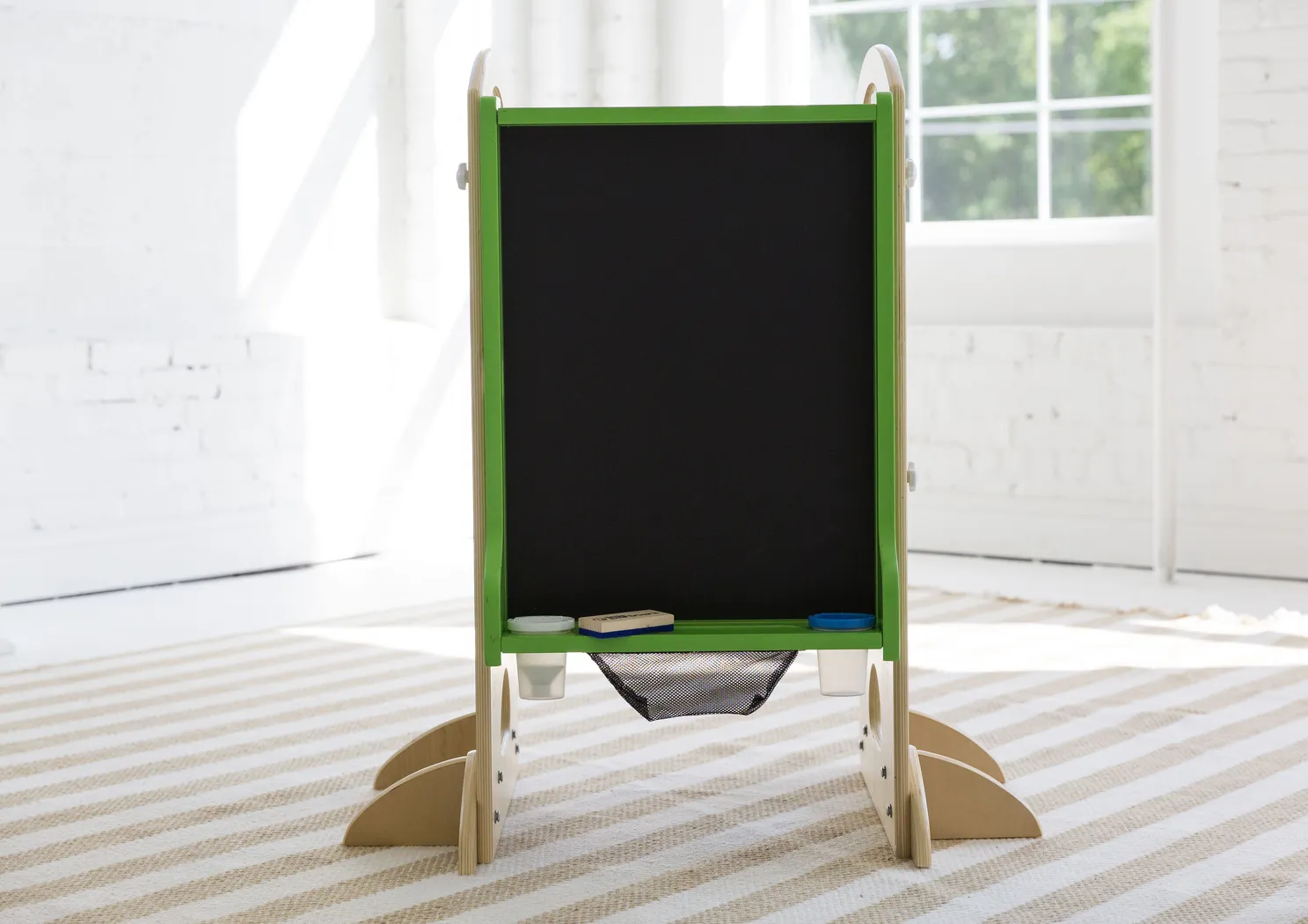 Little Partners Green Learning Tower with Learn and Share Easel - Thumbnail - Image 3