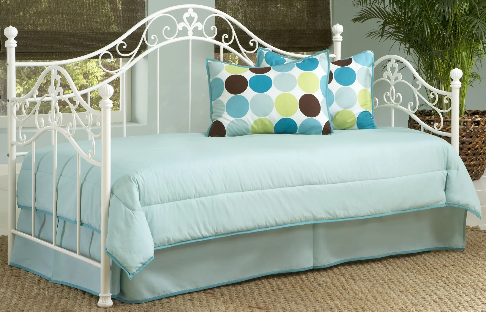 Loda Daybed - Thumbnail - Image 1