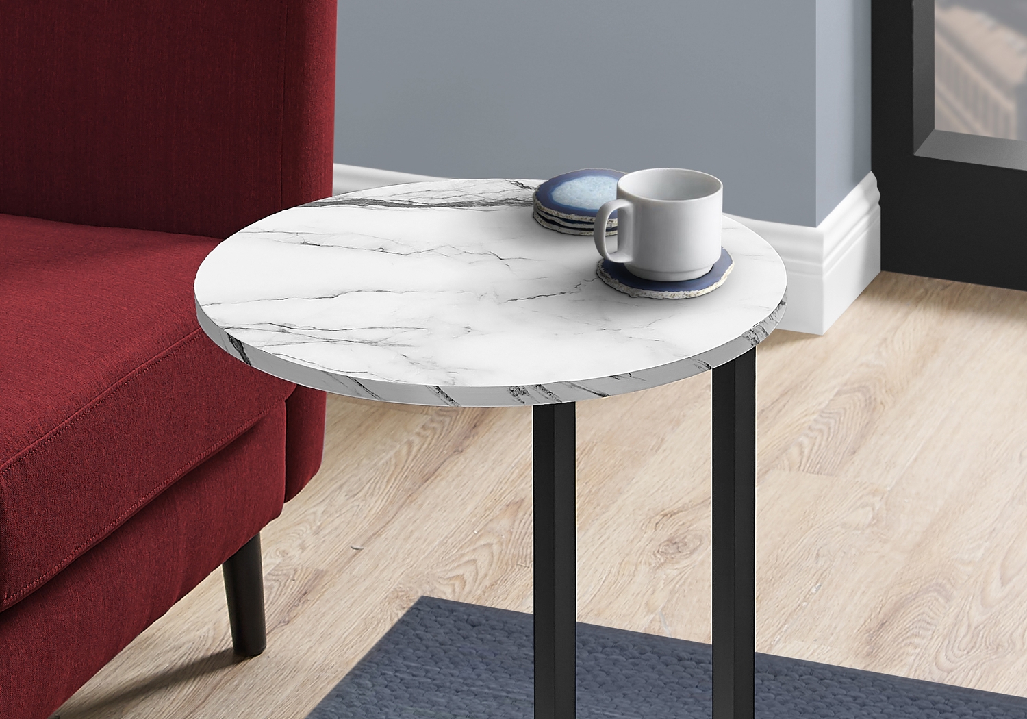 Longlake White Accent Table - Thumbnail - Image 3