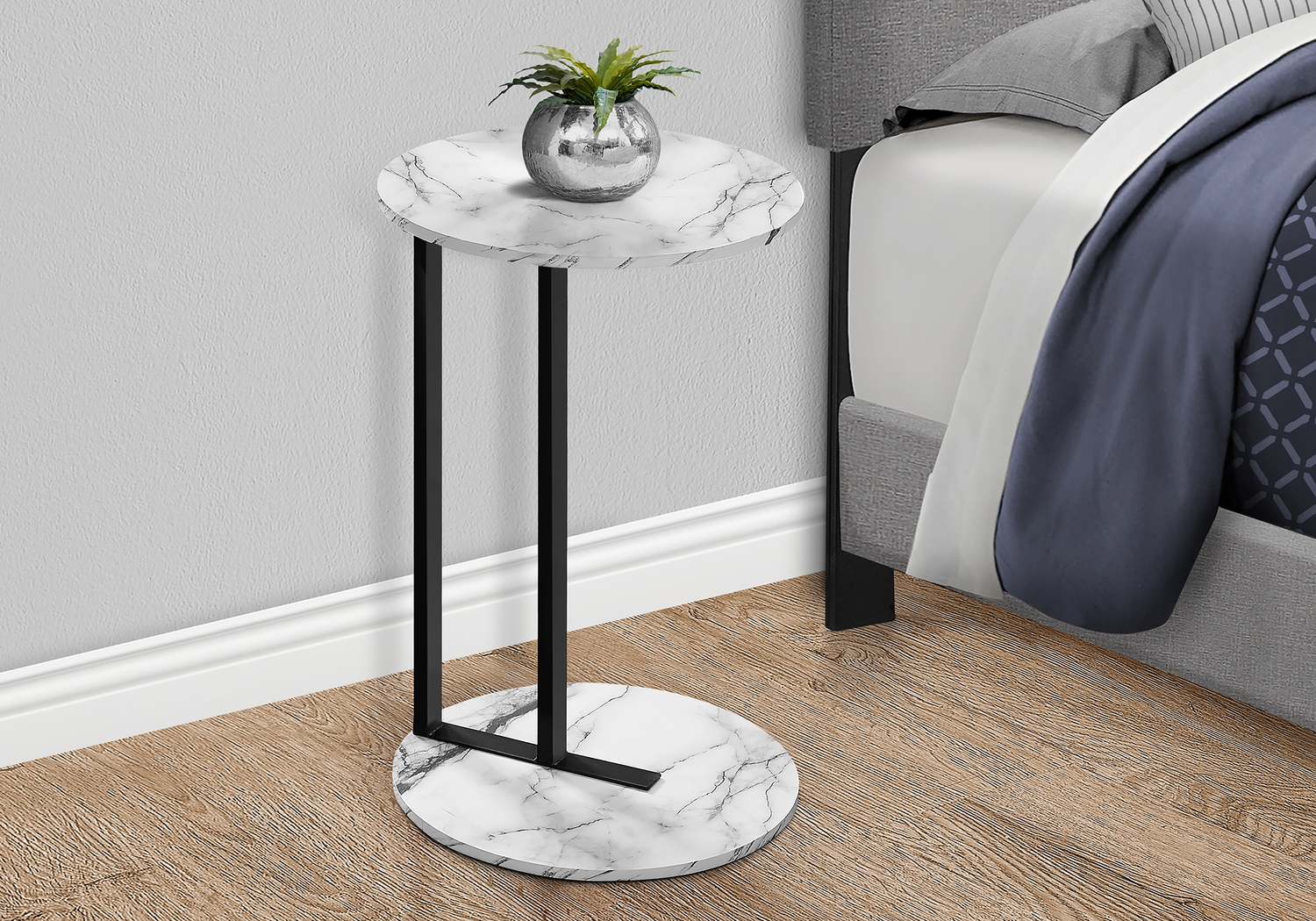 Longlake White Accent Table - Thumbnail - Image 6