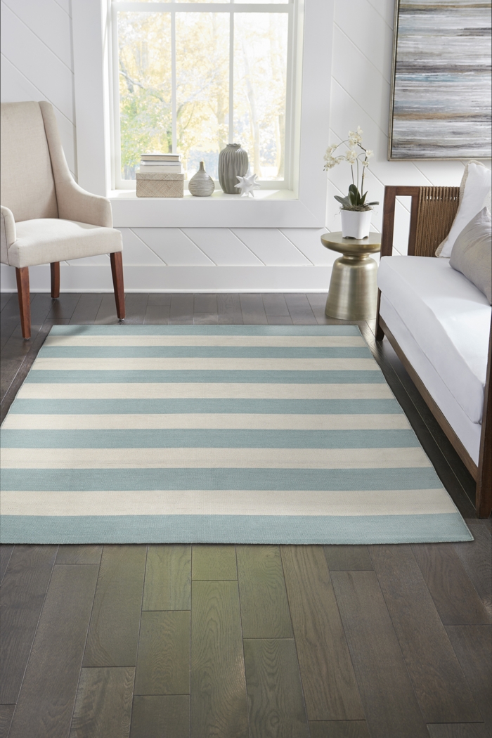 Lorahorn Blue 7'6 x 9'6 Indoor/Outdoor Rug - Thumbnail - Image 3
