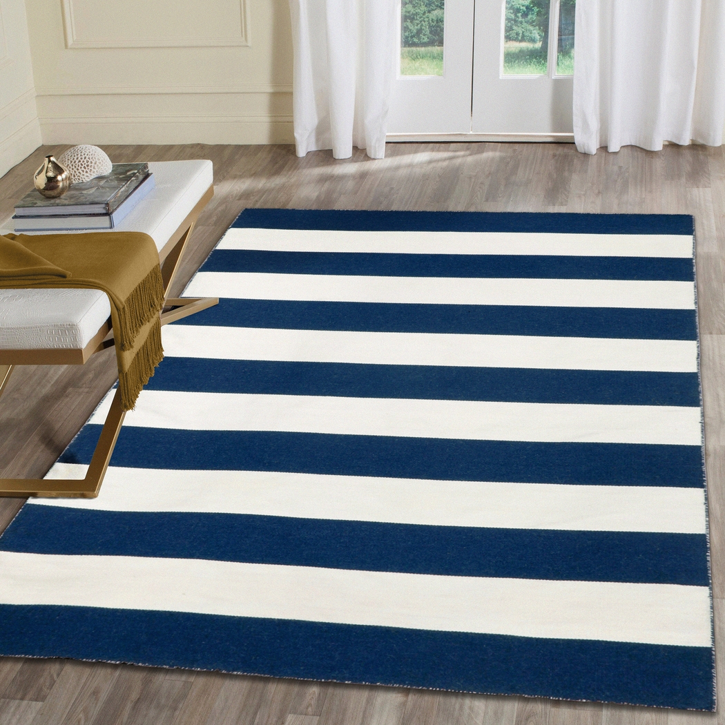 Lorahorn Navy 7'6 x 9'6 Indoor/Outdoor Rug - Thumbnail - Image 3