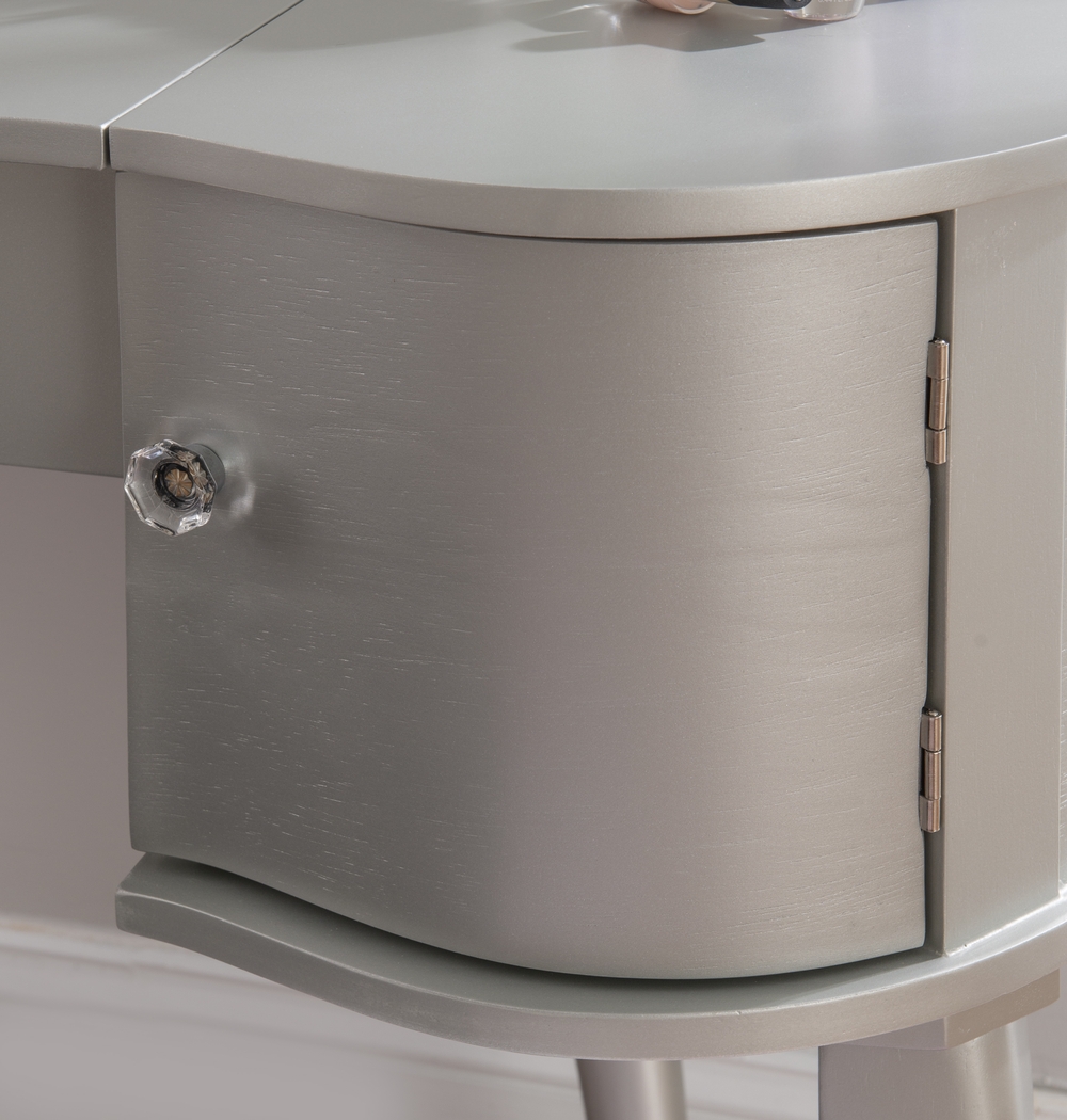 Loring Gray Vanity Set - Thumbnail - Image 19