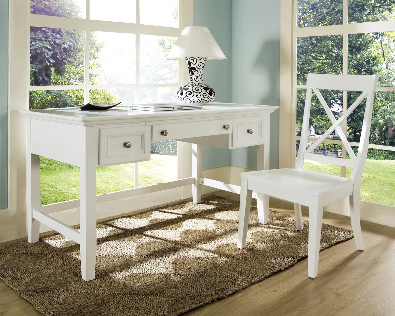 Louisville White Desk and Chair - Thumbnail - Image 1
