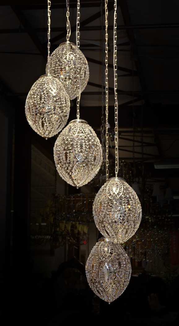 Luhman Silver Chandelier - Thumbnail - Image 4
