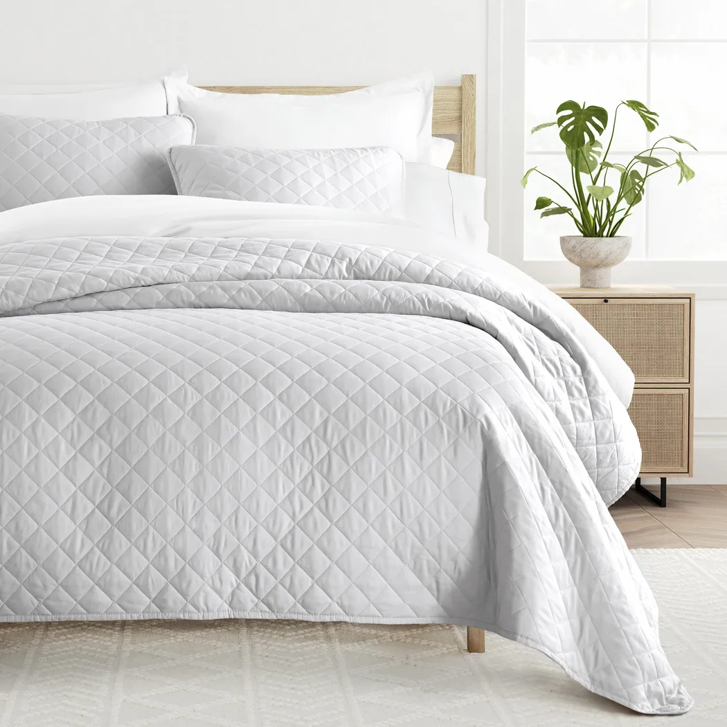 Lulldale Gray 2 Pc Twin Quilt Set - Thumbnail - Image 4