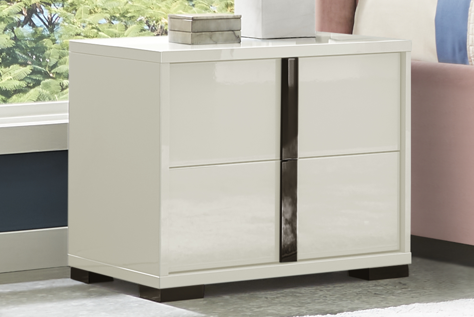 Luma Vista White 7 Pc King Bedroom - Thumbnail - Image 8