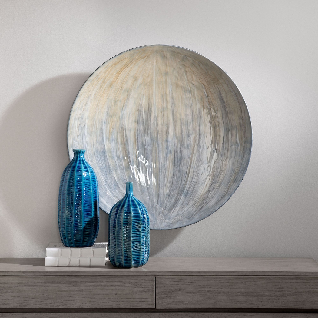 Lunael Gray Wall Decor - Thumbnail - Image 3