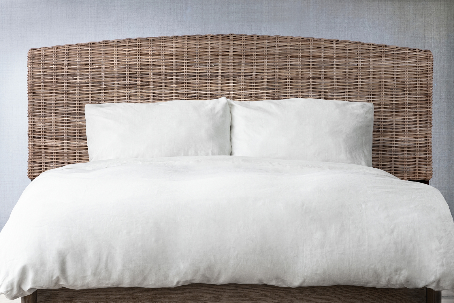 Luscomb Gray King Headboard - Thumbnail - Image 2