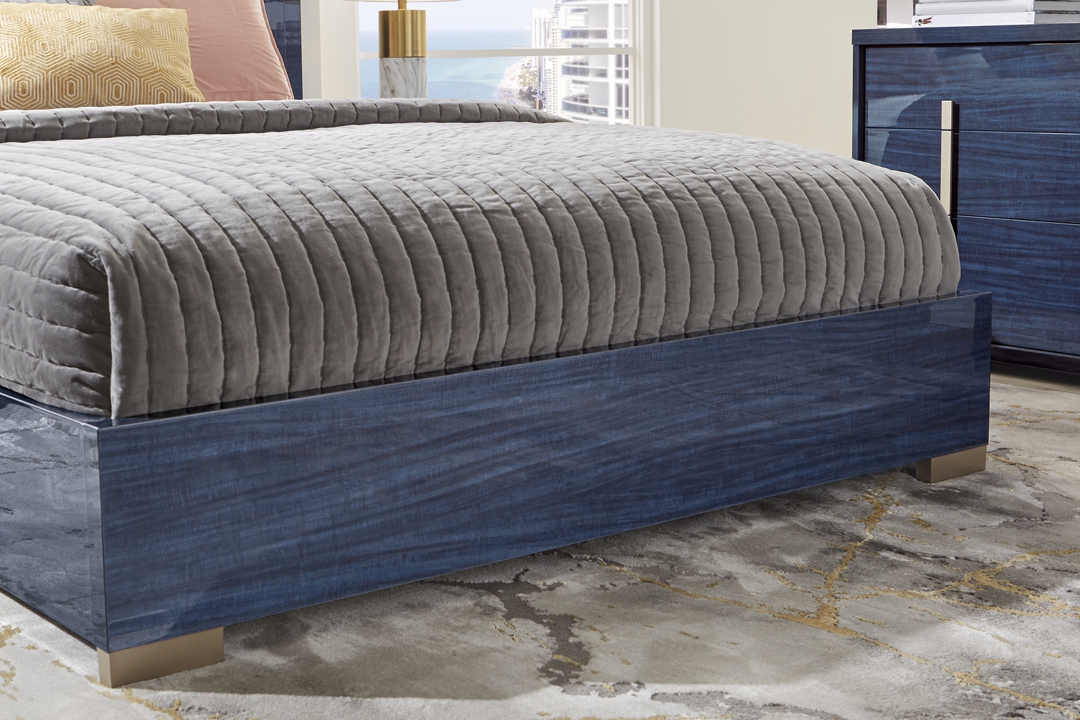 Luxe Point Blue 5 Pc King Panel Bedroom - Thumbnail - Image 4