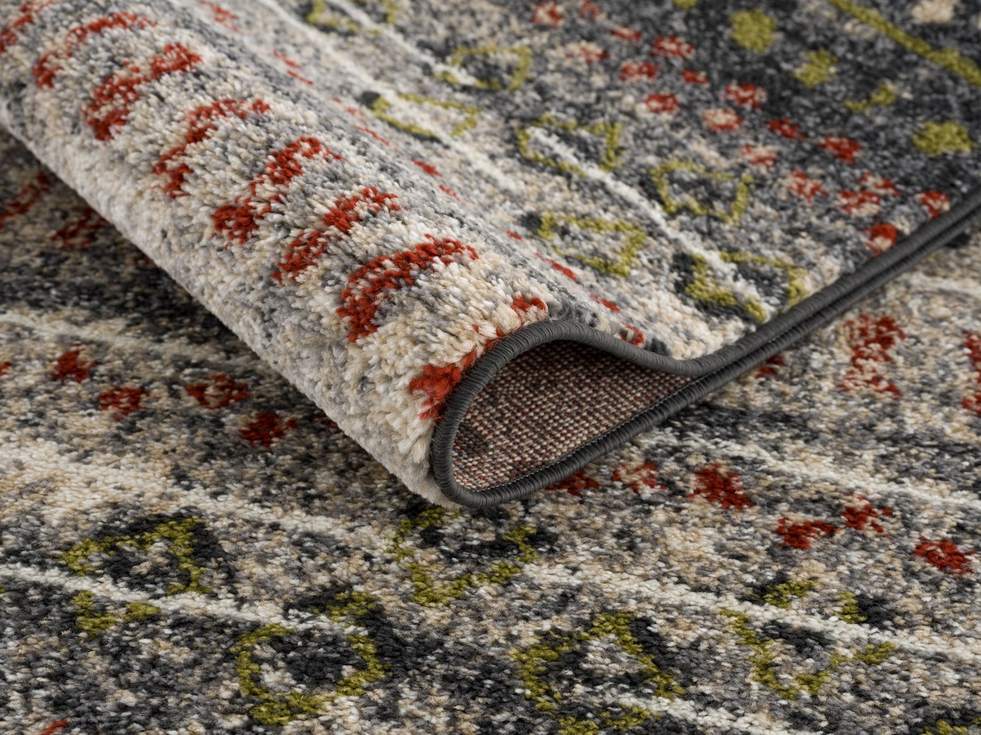 Lynrose Gray 5' x 7' Rug - Thumbnail - Image 3