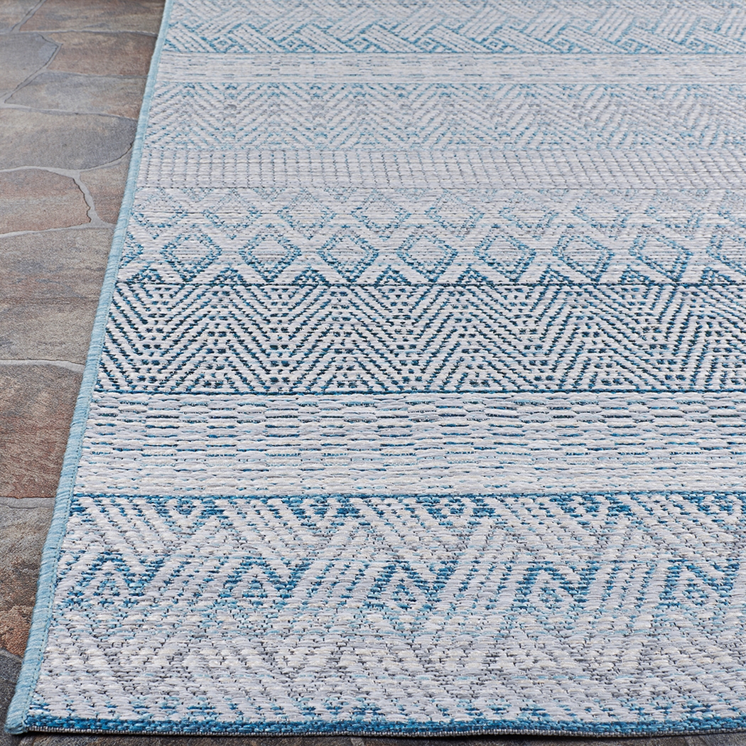 Mabella Blue 5'3 x 7'6 Indoor/Outdoor Rug - Thumbnail - Image 2