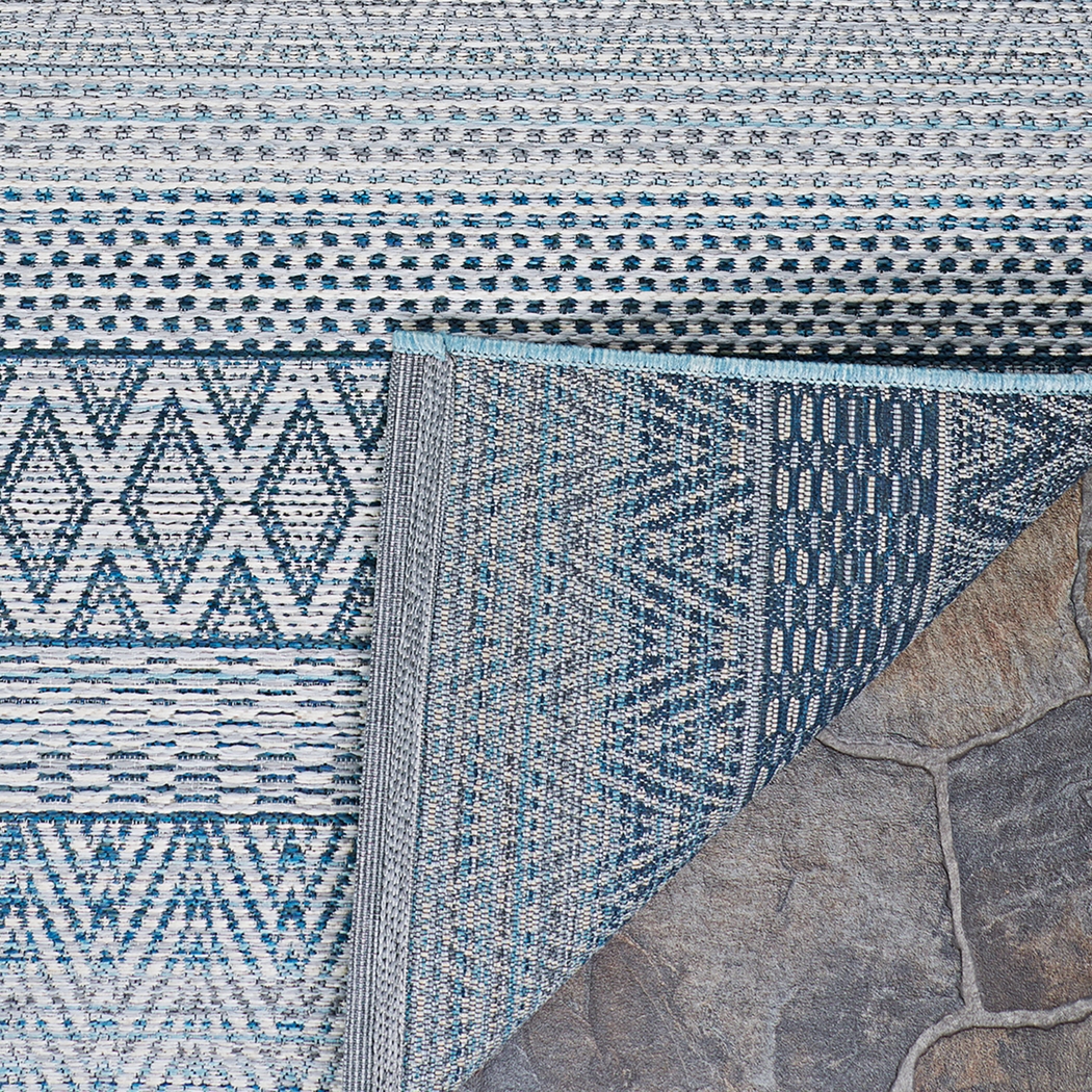 Mabella Blue 5'3 x 7'6 Indoor/Outdoor Rug - Thumbnail - Image 3