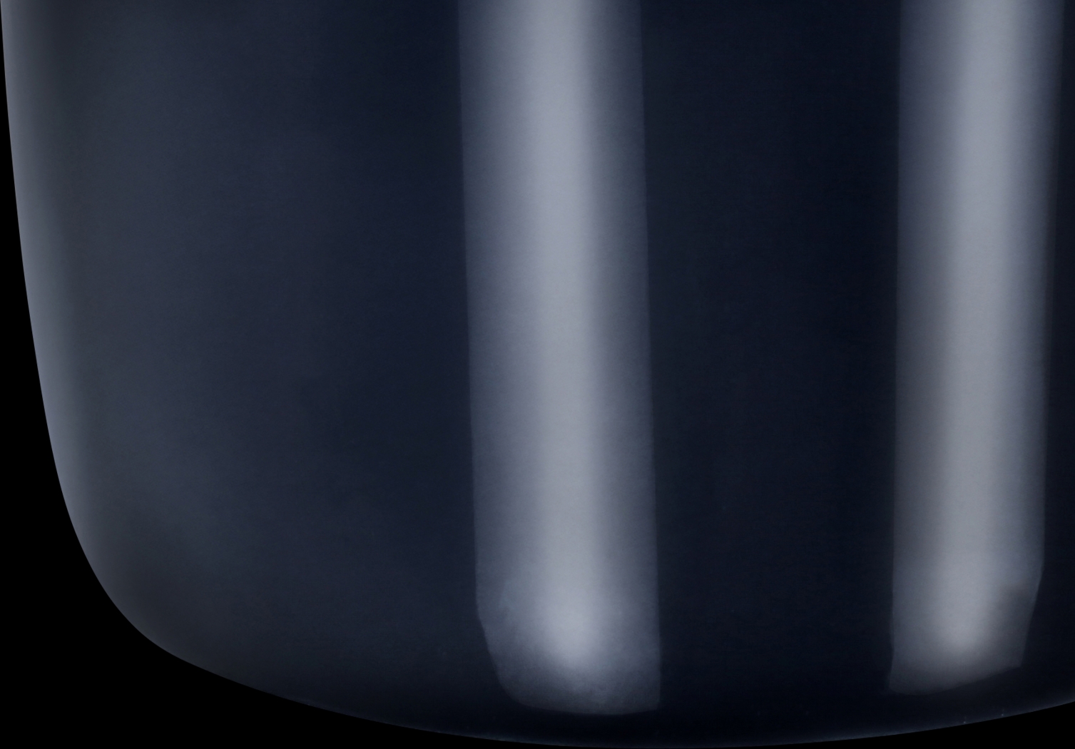 Madola Island Navy Lamp - Thumbnail - Image 4