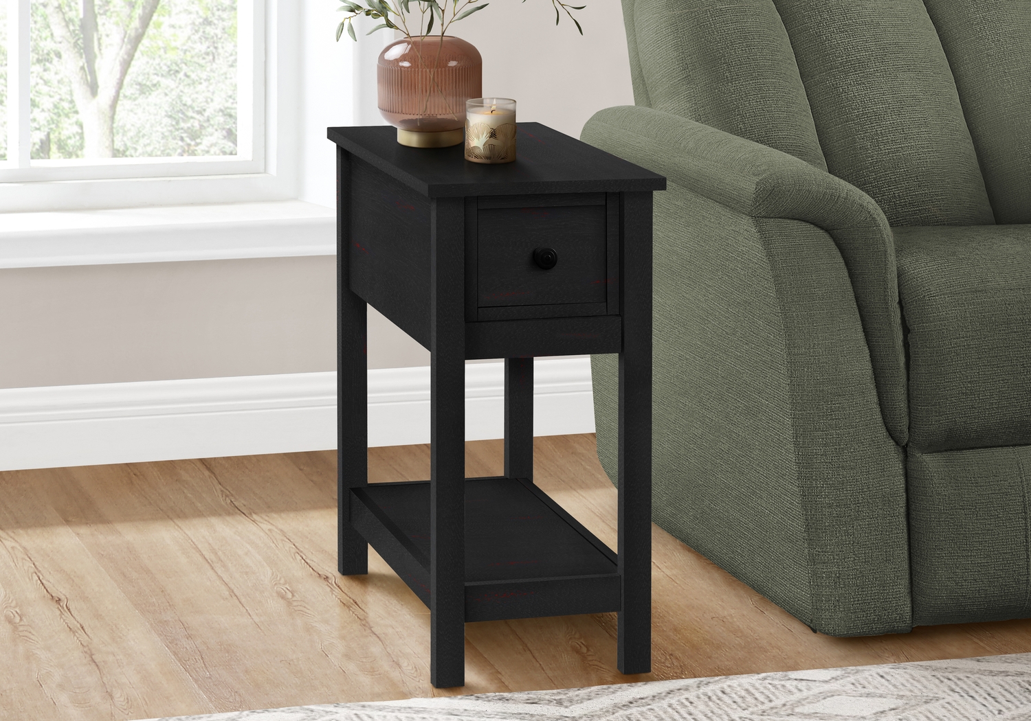 Madu Black End Table - Thumbnail - Image 3