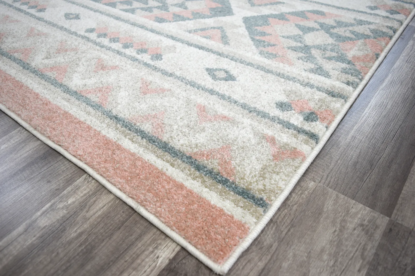 Maelle Pink 8' x 10' Rug - Thumbnail - Image 2