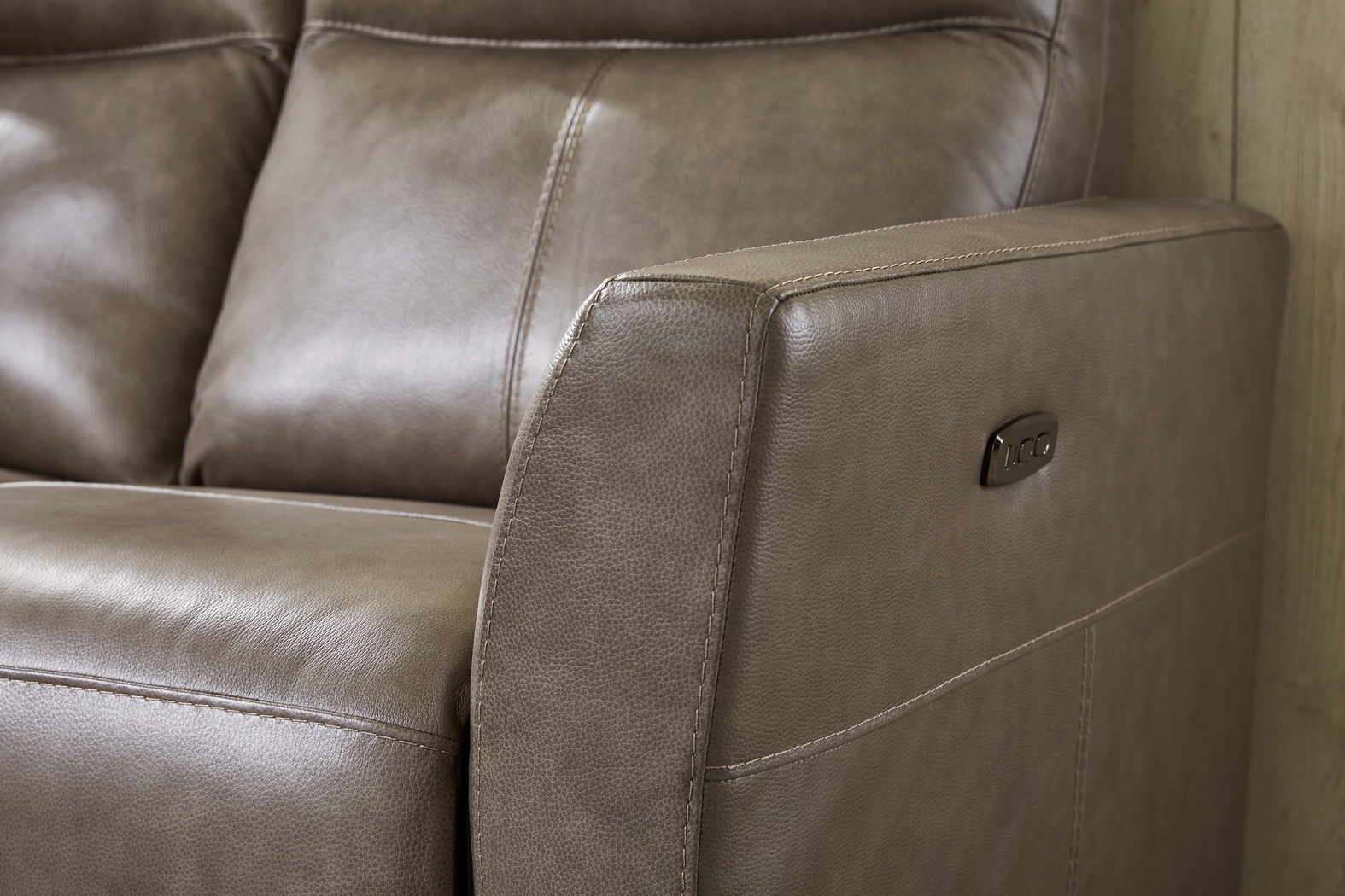 Maestro Mushroom Leather 5 Pc Living Room with Dual Power Reclining Sofa - Thumbnail - Image 5