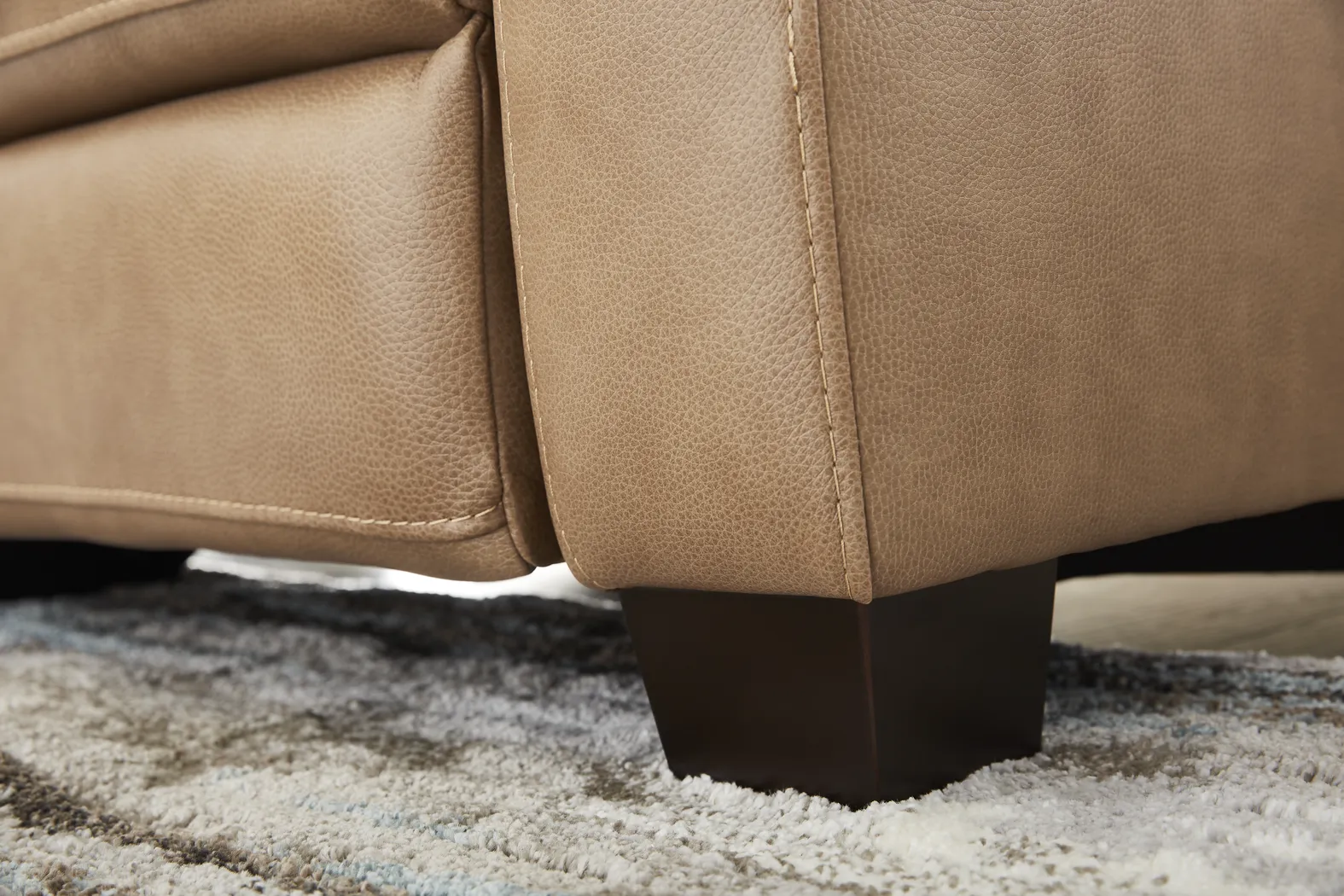 Maestro Sand Leather Dual Power Recliner - Image 6