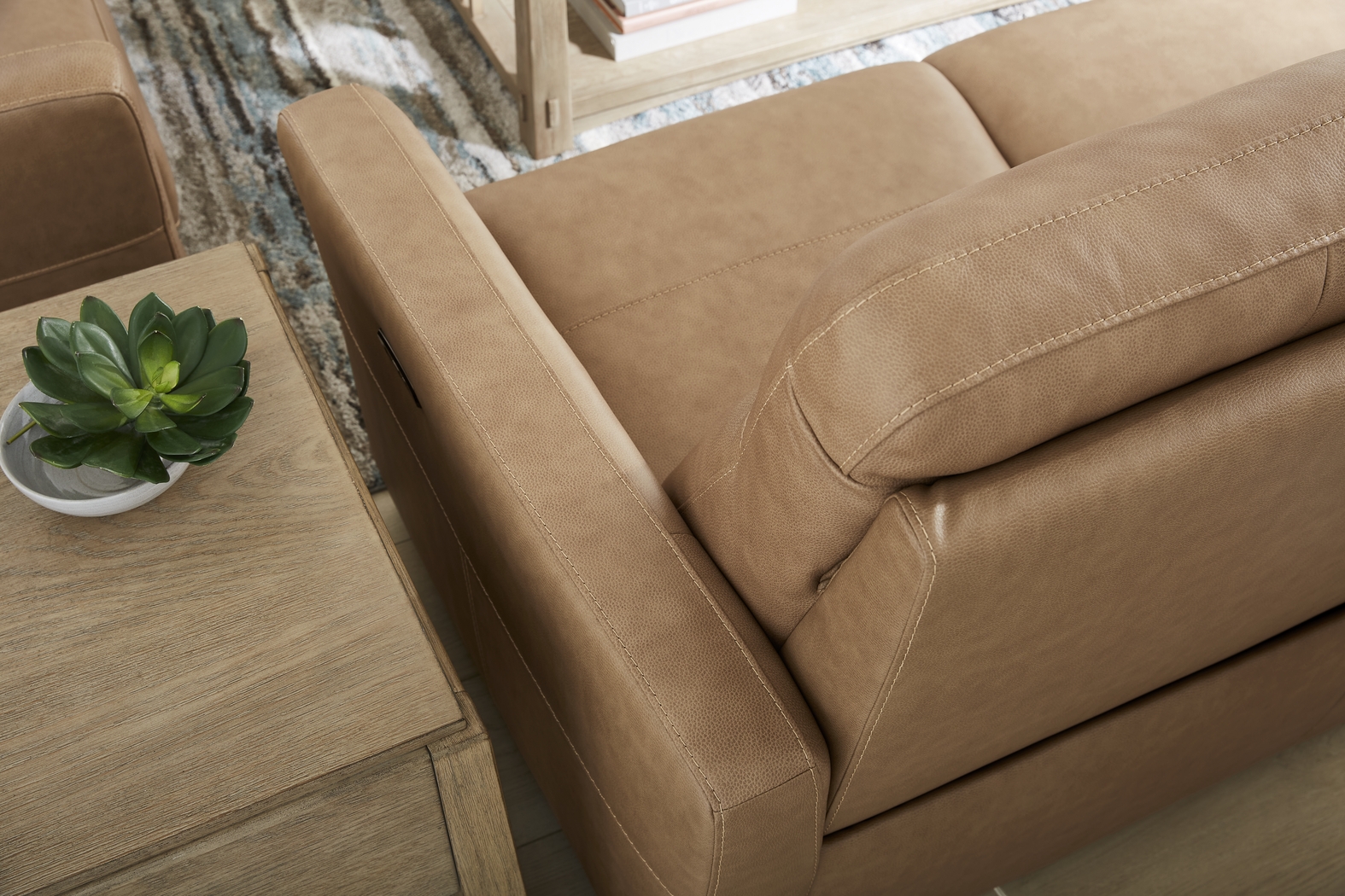 Maestro Sand Leather Dual Power Reclining Sofa - Thumbnail - Image 4