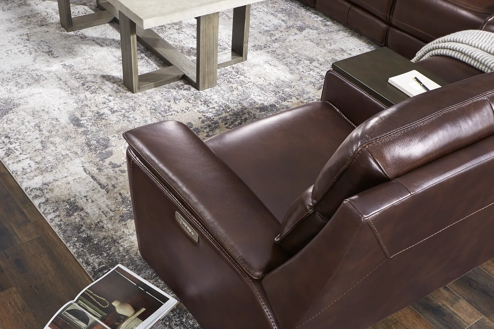 Magellan Merlot Leather 7 Pc Dual Power Reclining Living Room - Thumbnail - Image 17