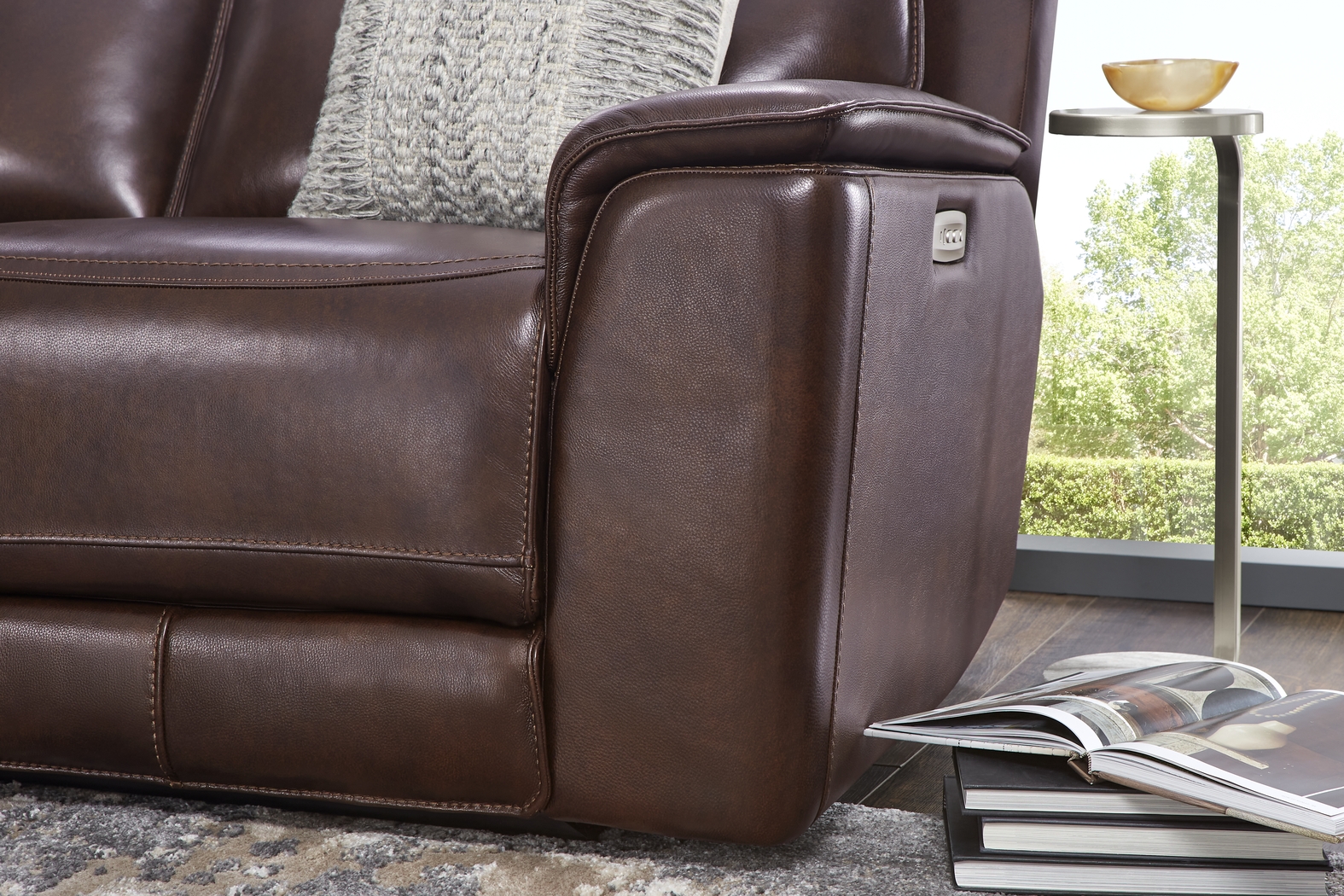 Magellan Merlot Leather 5 Pc Reclining Living Room with Dual Power Reclining Sofa - Thumbnail - Image 9