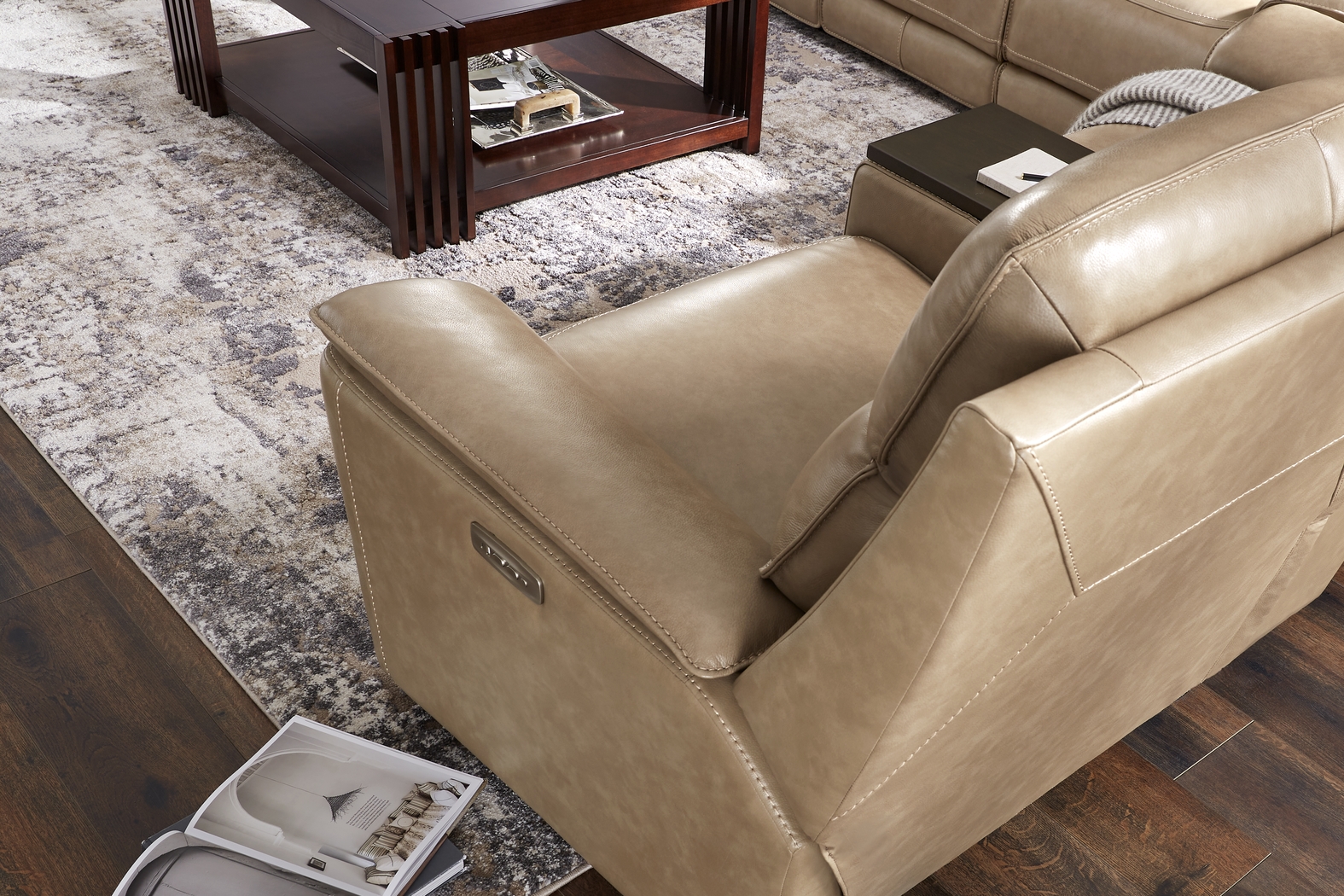 Magellan Sand Leather Dual Power Reclining Console Loveseat - Thumbnail - Image 4