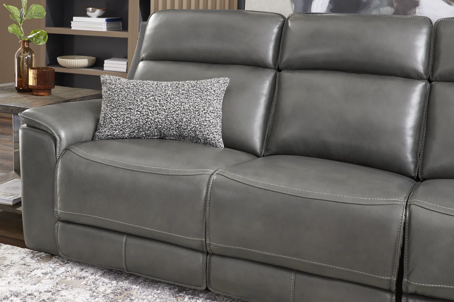  Magellan Living Room - Thumbnail - Image 8