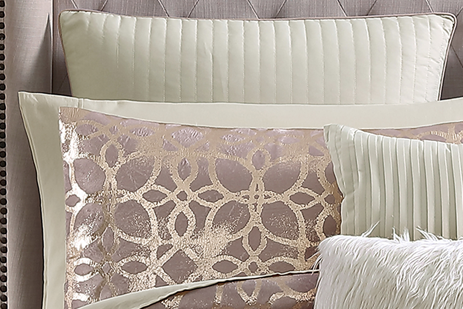 Maggiora Blush 10 Pc King Comforter Set - Thumbnail - Image 3