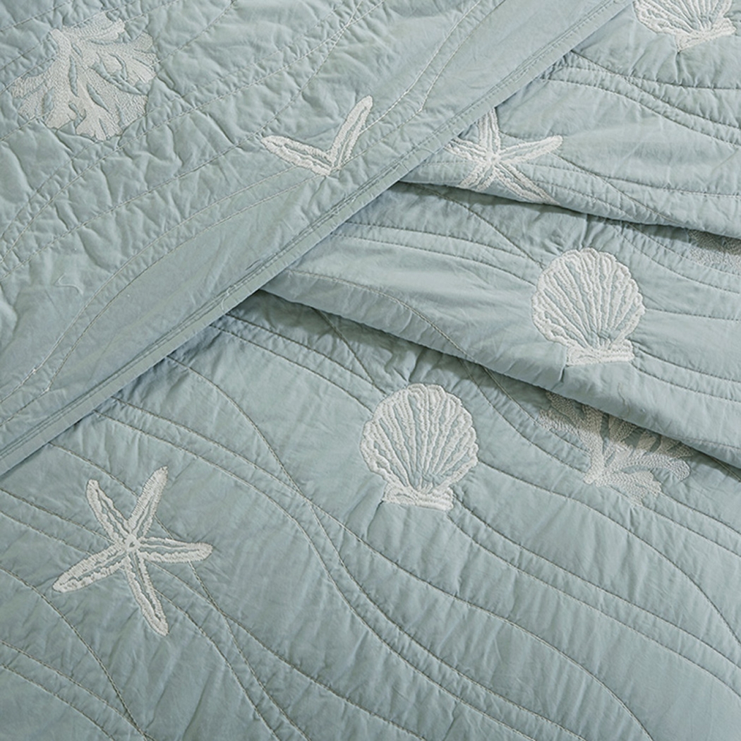 Mahaska Seafoam 4 Pc Full/Queen Coverlet Set - Thumbnail - Image 3