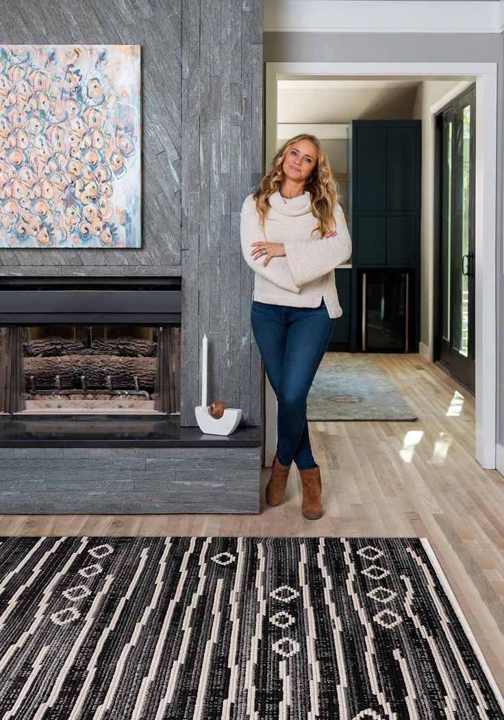 Maidbo Black 7'10 x 10'1 Rug - Thumbnail - Image 3