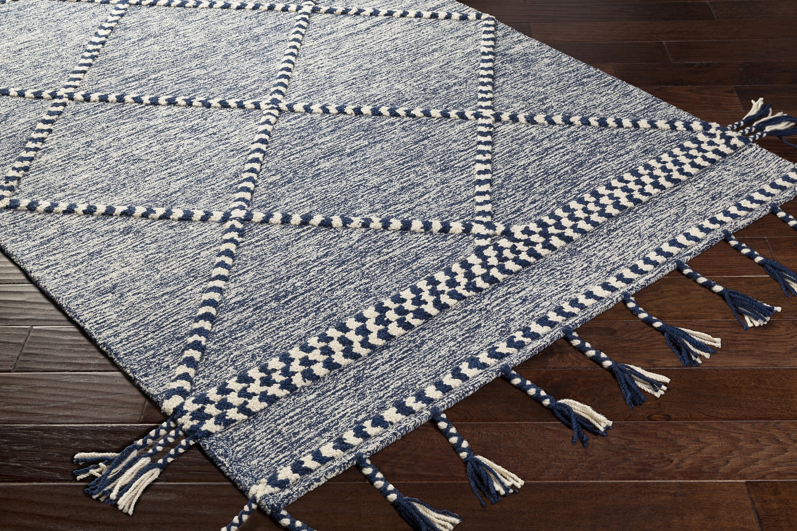 Maisyn Navy 8' x 10' Rug - Thumbnail - Image 3