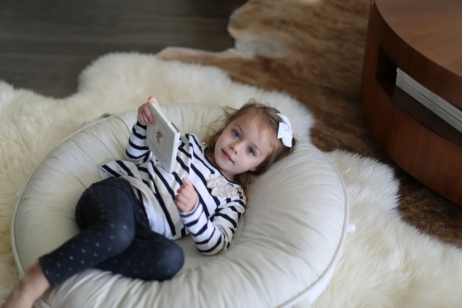 Majestic Haven Gray Pello Luxe Floor Pillow with Gray Back - Thumbnail - Image 3