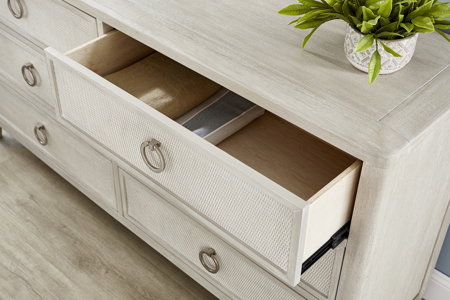 Maldive White 7 Pc King Panel Bedroom - Thumbnail - Image 7