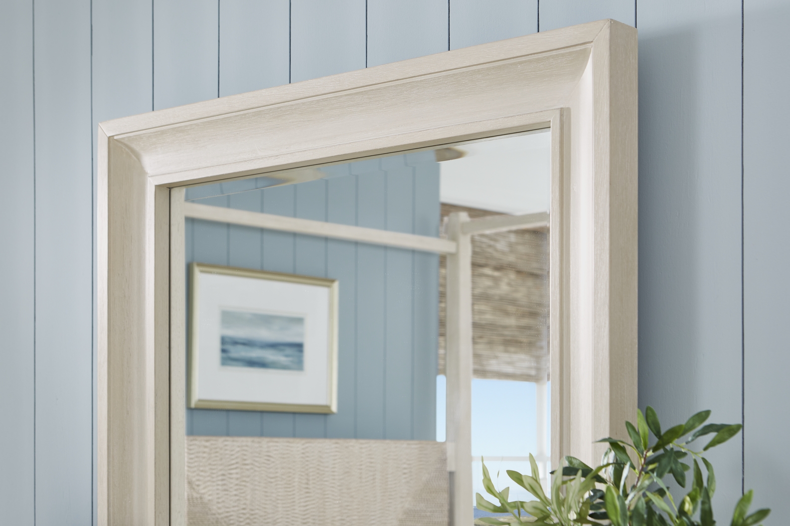 Maldive White Mirror - Thumbnail - Image 3