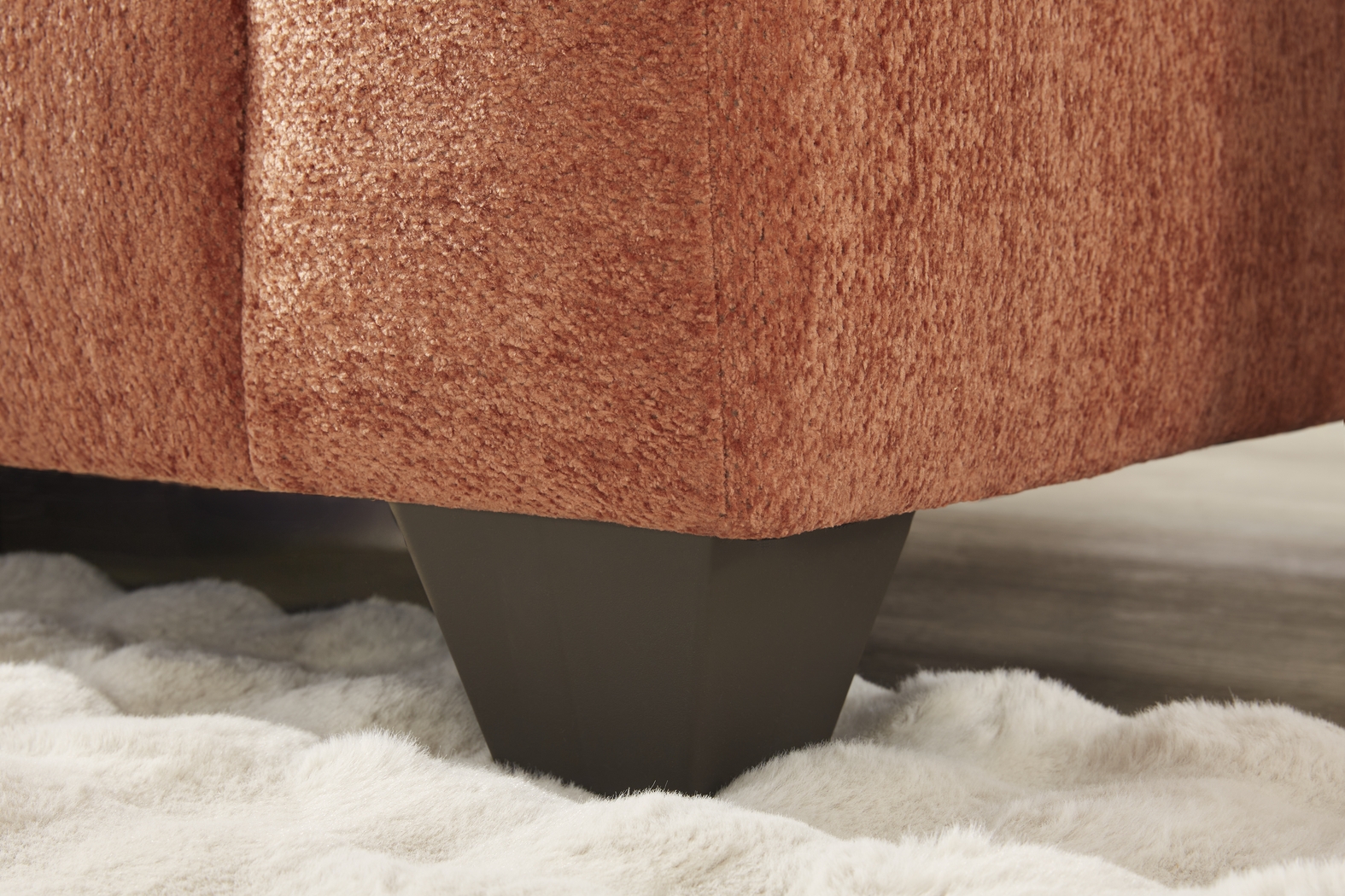 Mallard Trace Orange Chair - Thumbnail - Image 3