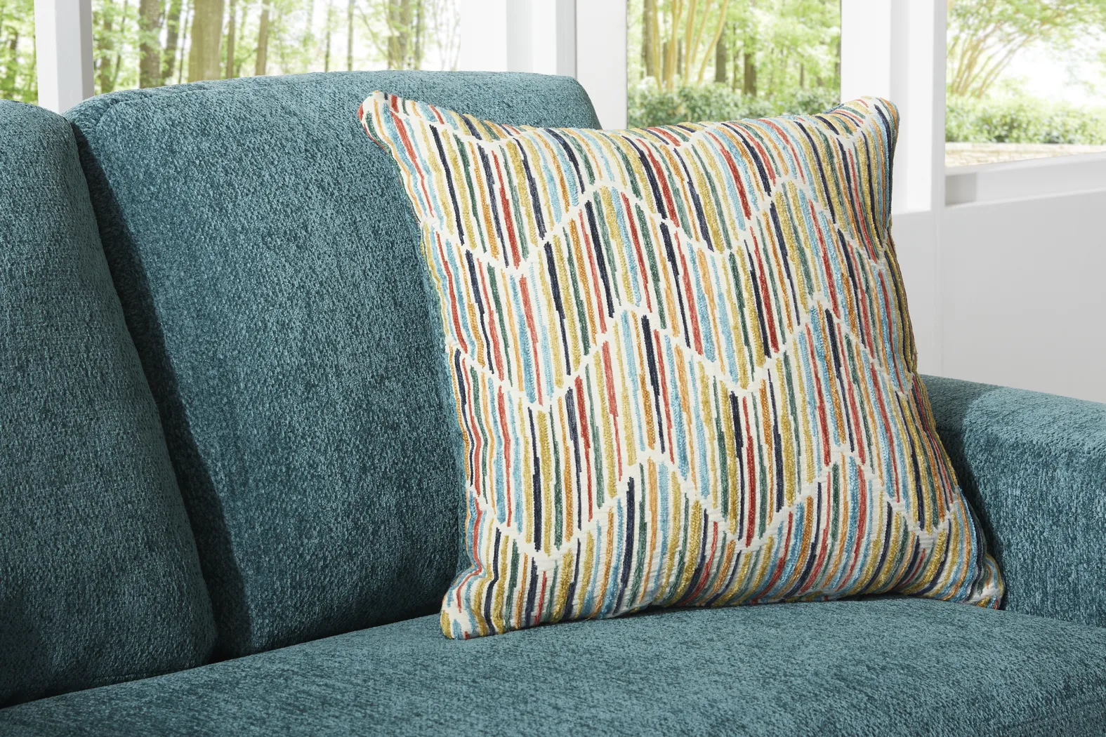 Mallard Trace Teal Sofa - Thumbnail - Image 3