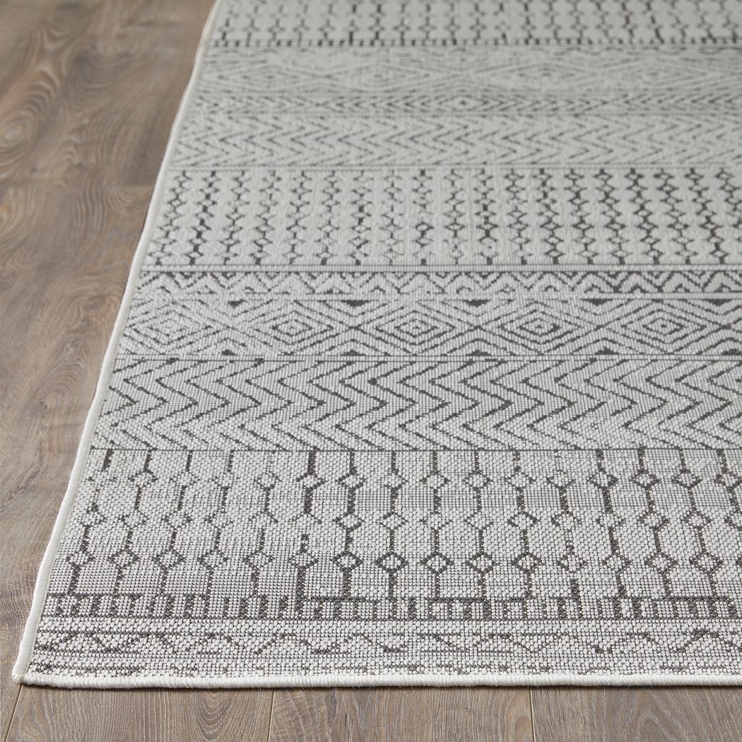 Manar Gray 5'3 x 7'3 Indoor/Outdoor Rug - Thumbnail - Image 11