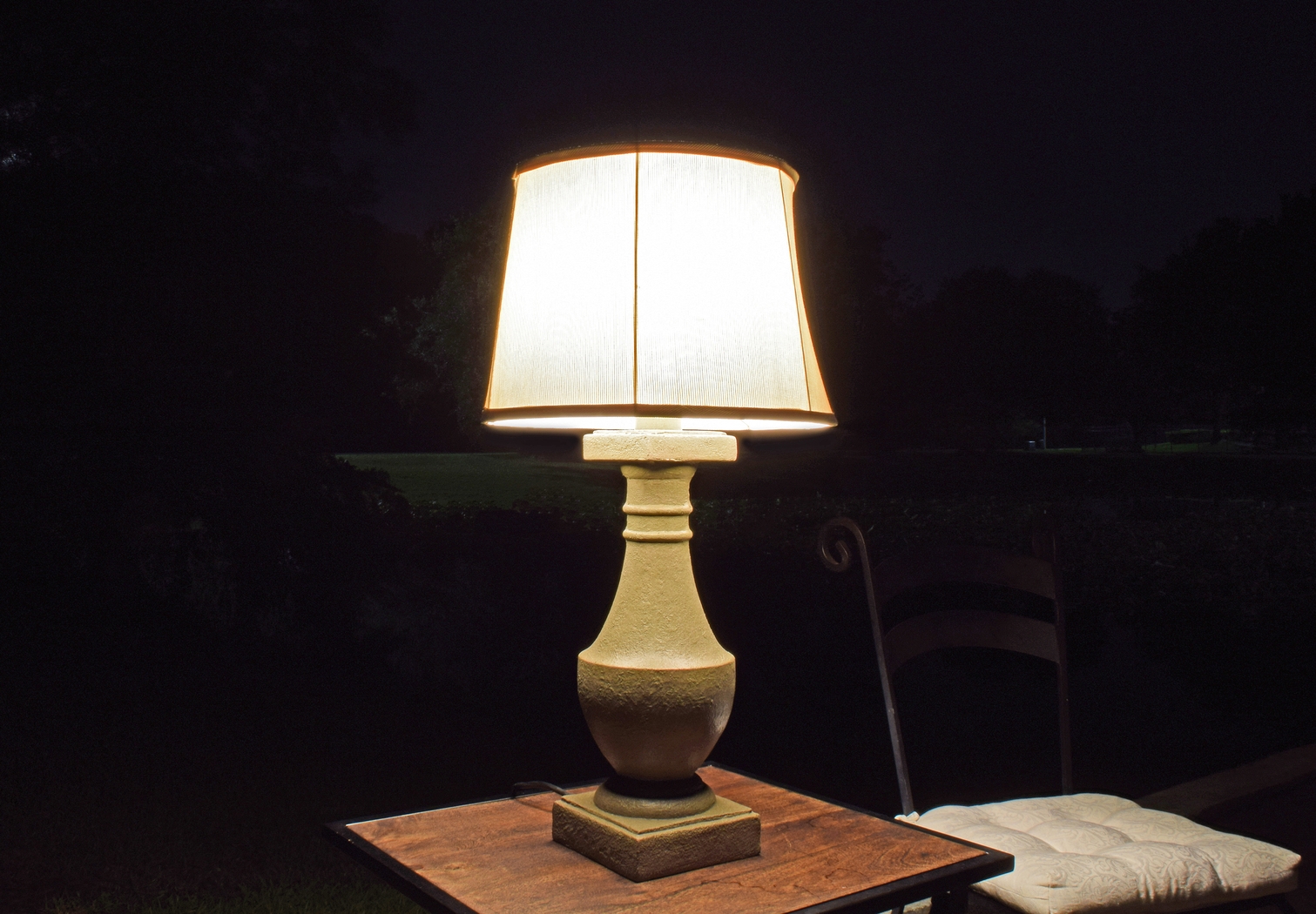 Manteo Gray Outdoor Table Lamp - Thumbnail - Image 13
