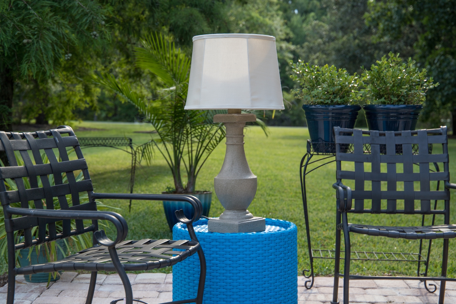 Manteo Gray Outdoor Table Lamp - Thumbnail - Image 4